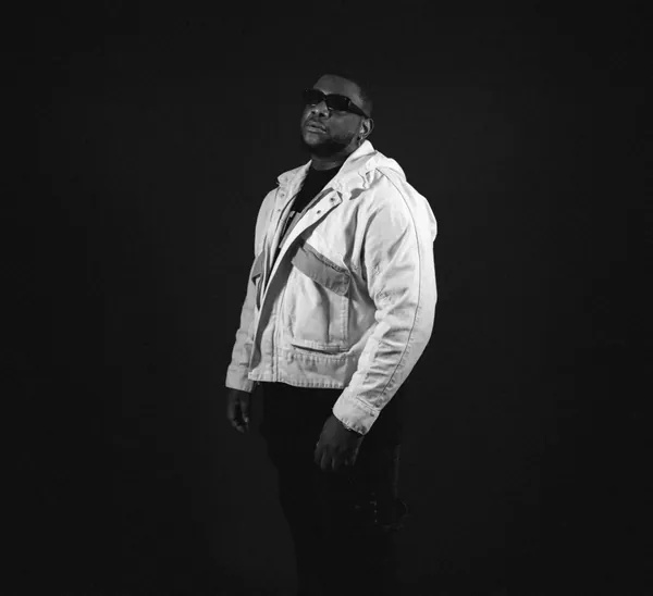 DJ Oreo — Portrait studio · 07